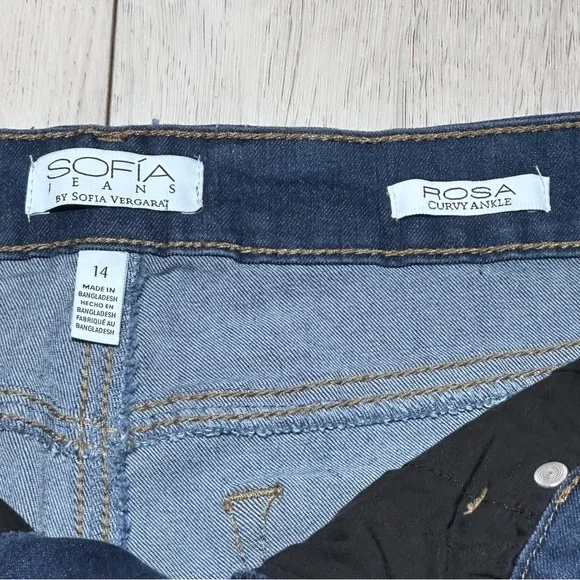 Sofia Jeans by Sofia Vergara Size 14 Dark Wash Skinny Jeans Distressed Hem - Picture 6 of 10